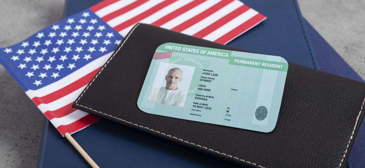 Green Card por Reunificación Familiar: ¿Quién Califica para el Ajuste de Status?